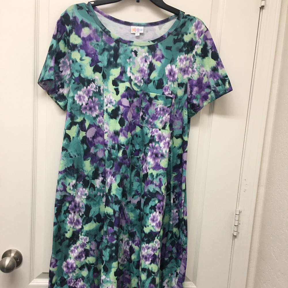 Lularoe Carly